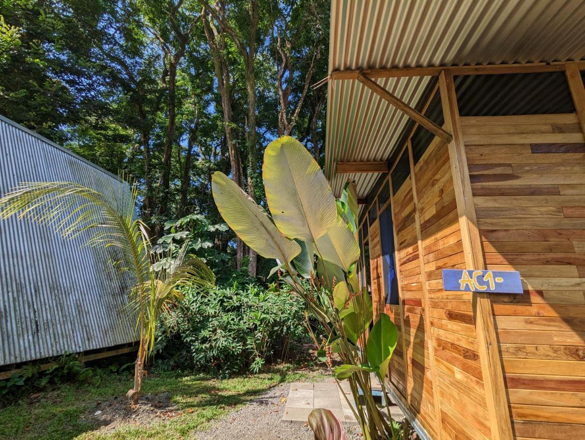 Arboura Eco Cabins Увита Экстерьер фото