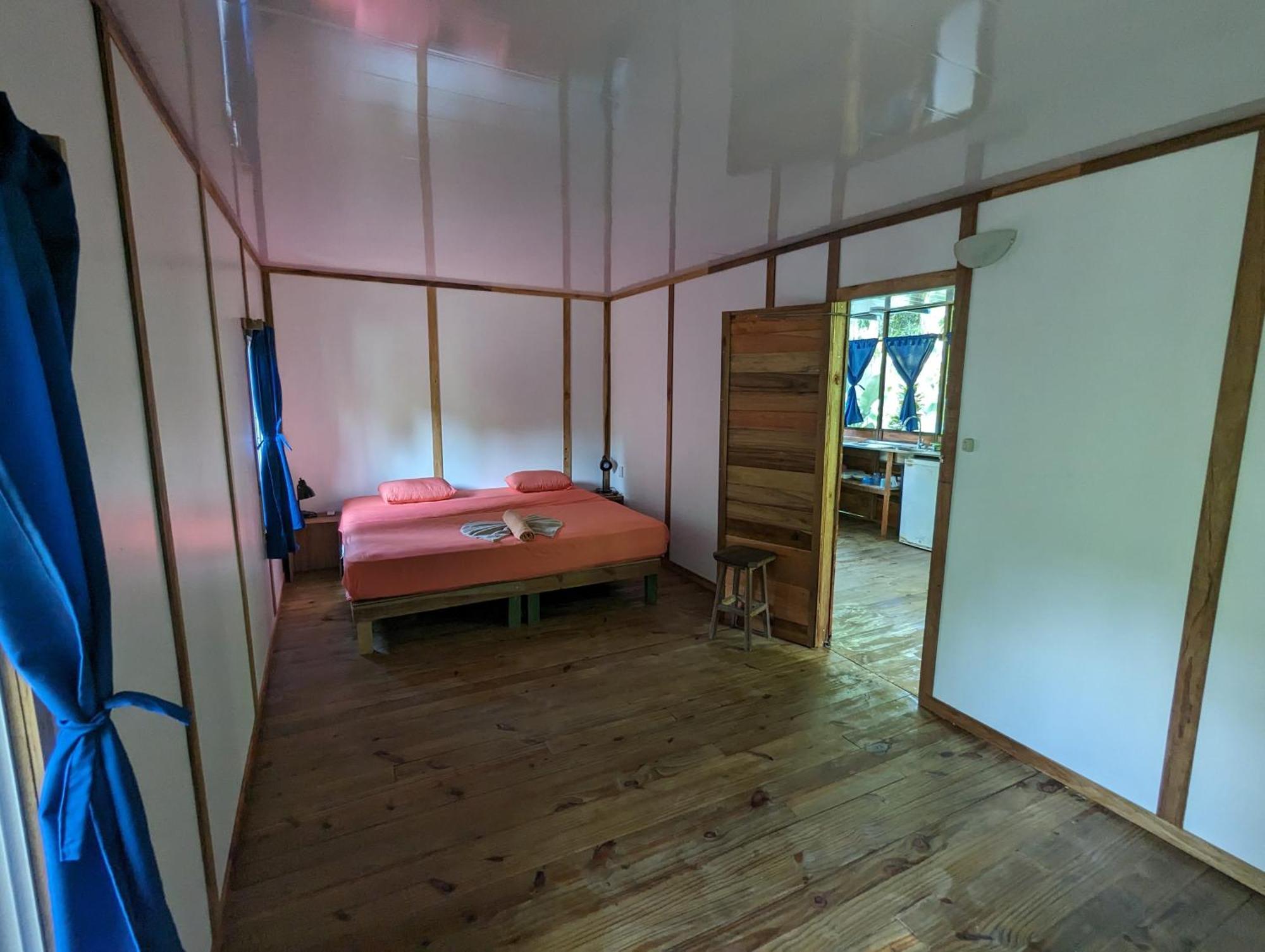 Arboura Eco Cabins Увита Экстерьер фото